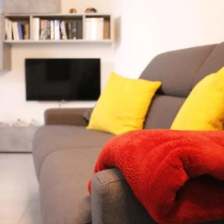 Appartement Corte Della Crisalide Ampio E Luminoso Bilocale In Centro Storico Cernusco Sul Naviglio
