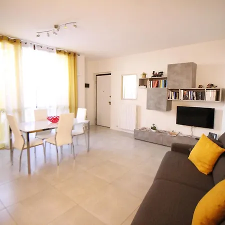 Appartement Corte Della Crisalide Ampio E Luminoso Bilocale In Centro Storico *
